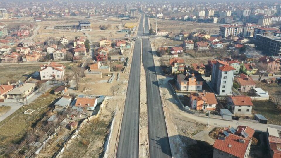 Konya'da şehir trafiğini rahatlatacak yeni cadde çalışması