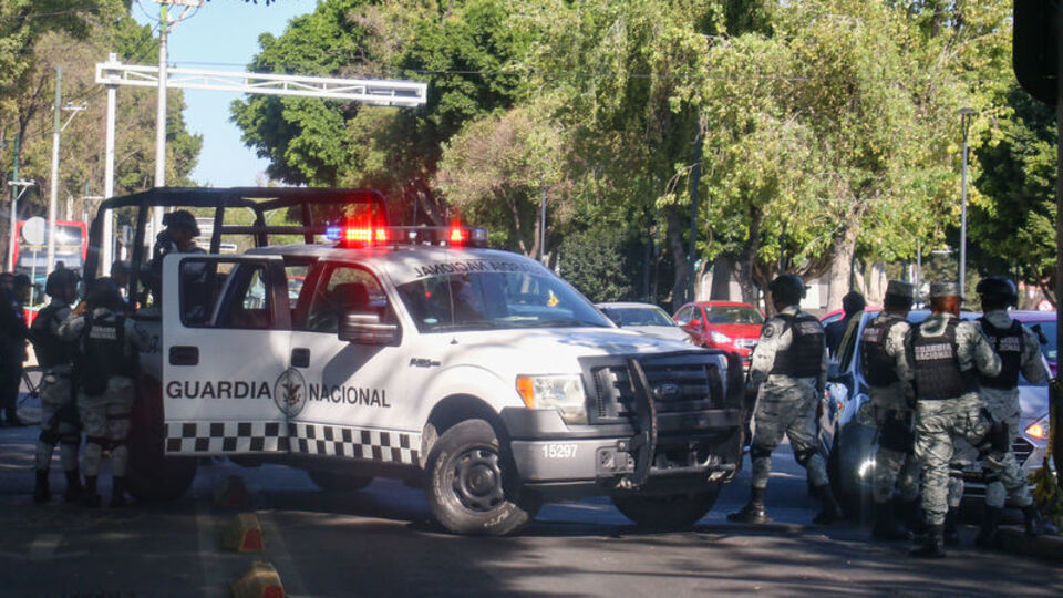 Meksika'da El Chapo'nun oğlu yakalandı, çete üyeleri olay çıkardı