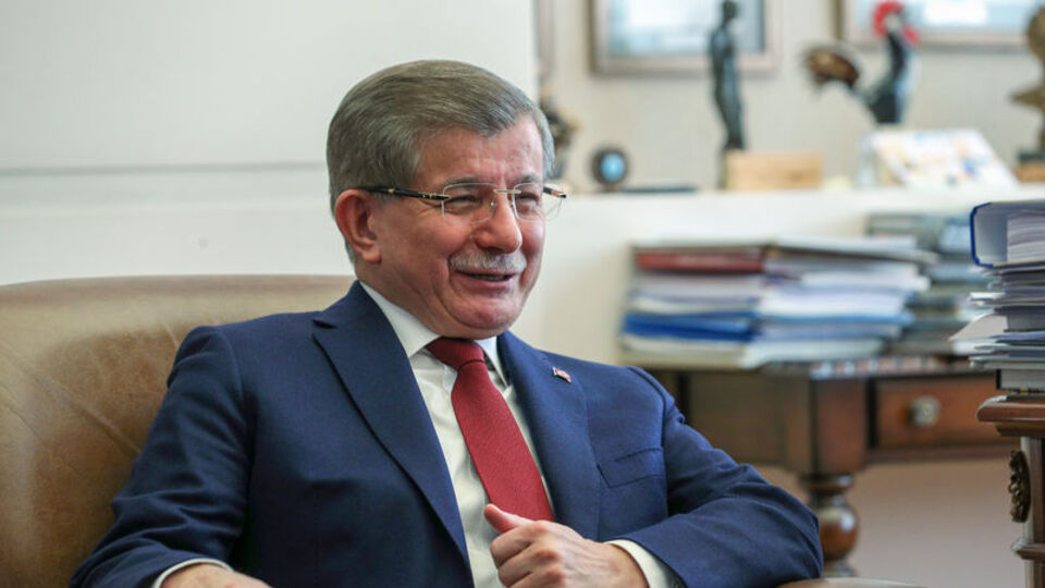 Davutoğlu: Sözlerimden vesayet çıkaranlar...
