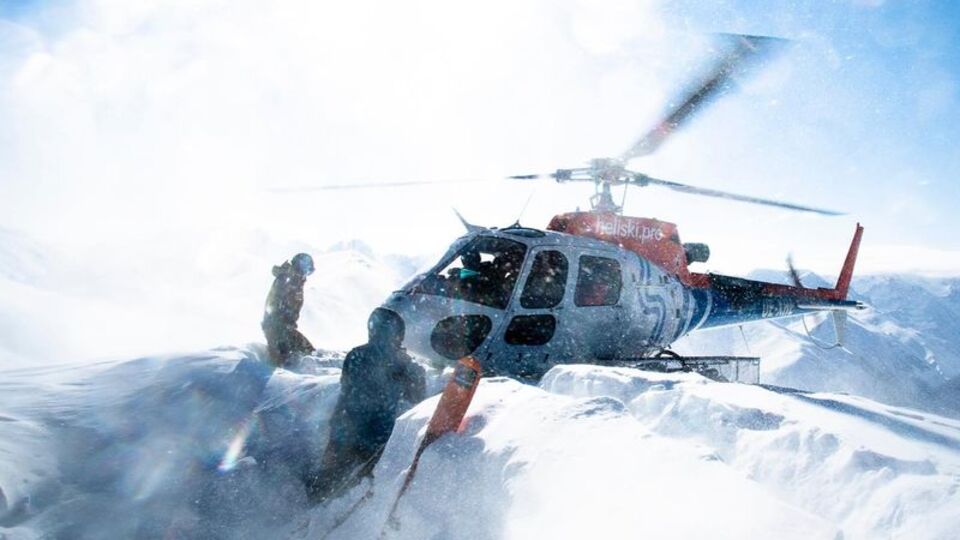Türkiye'nin tek 'heliski' etkinliğine fırtına engeli