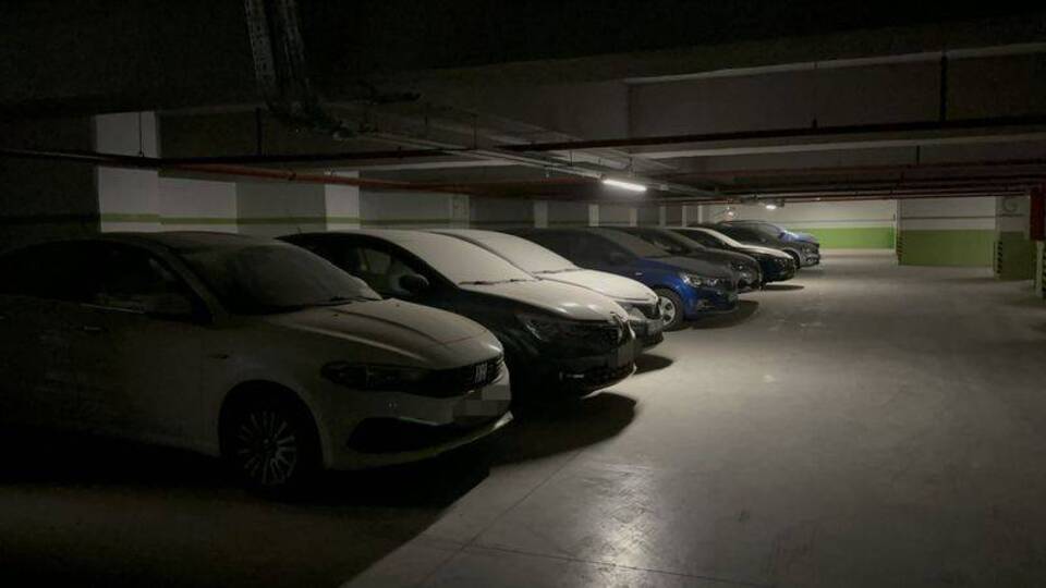 Stokçular iddiası! Büyük Çamlıca Camii otoparkında görüntülendi