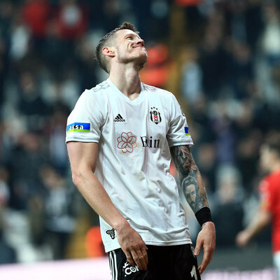 Yerden yere vurdular!