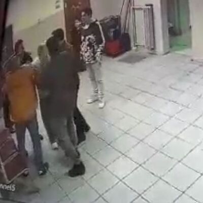 İstanbul'da yaşandı! Okulu karıştıran tokat!