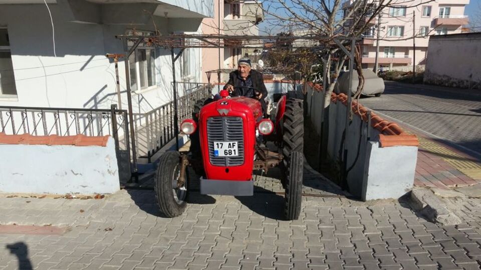 37 yıl kullanıp satmıştı... Babaya duygulandıran sürpriz!
