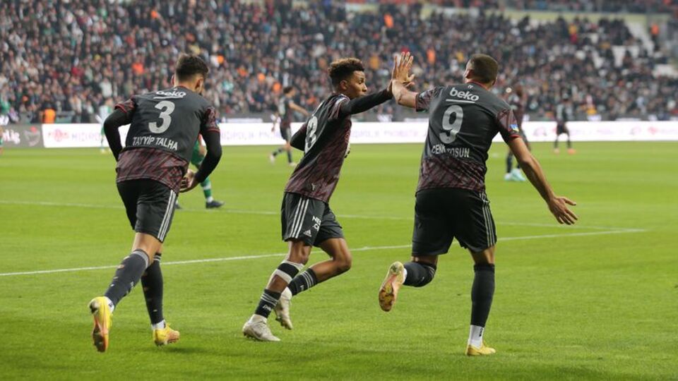 Kartal son dakikada güldü!