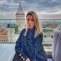 Asena Demirbağ kimdir?