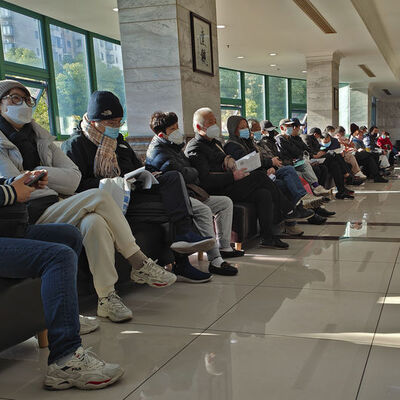 Çin'de kritik hasta sayısı 100 binin üzerinde