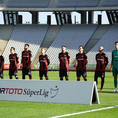 Haliç derbisinde kazanan yok