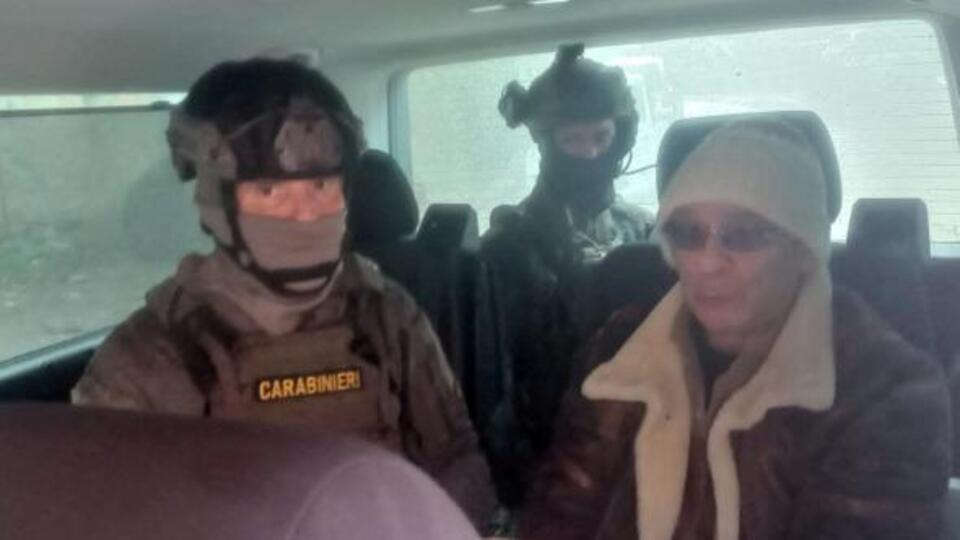 İtalya'nın en çok aranan mafya lideri 'Babaların babası' Matteo Messina Denaro 30 yıl sonra yakalandı