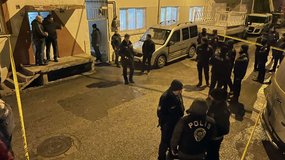 Hamile eşini öldürüp intihar etti!