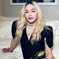 Yeni moda! Her şeyi sildi