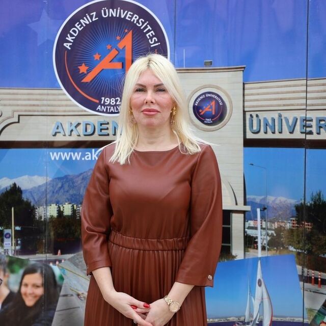 Tıp literatürüne giren rahim naklinin yaygınlaşması için mevzuat bekleniyor