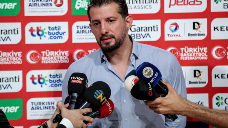 Galatasaray'da Kerem Tunçeri istifa etti!