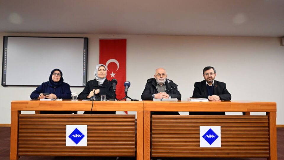 Yaşanabilir Şehir Platformu'ndan "Sahipsiz ve Başıboş Köpek Sorunu" raporu