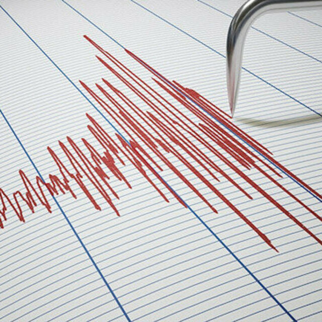 Van'da da hissedildi! İran'da 5.7 büyüklüğünde deprem
