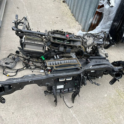 Herkesin başına gelebilir! Lüks otomobili çalıp, parçaladılar! Fail tanıdık!