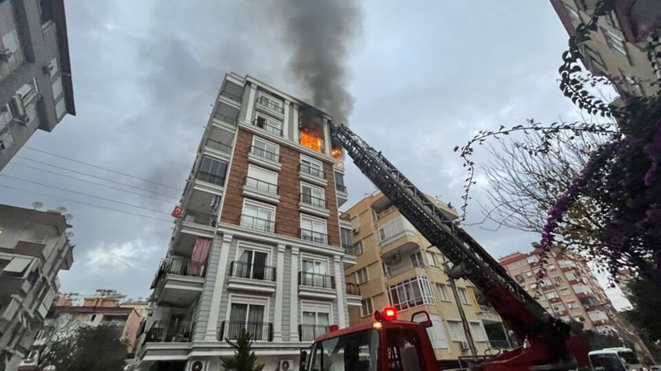 Antalya'da yangın faciası