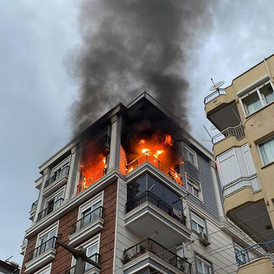 Anneannesi ve teyzesini eve kilitledi! Torun değil katil!