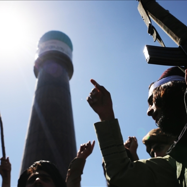 Taliban 2 Çinliyi tutukladı