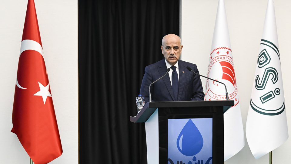 "Bahardan kalma hava yaşanıyor, iyiye işaret değil"