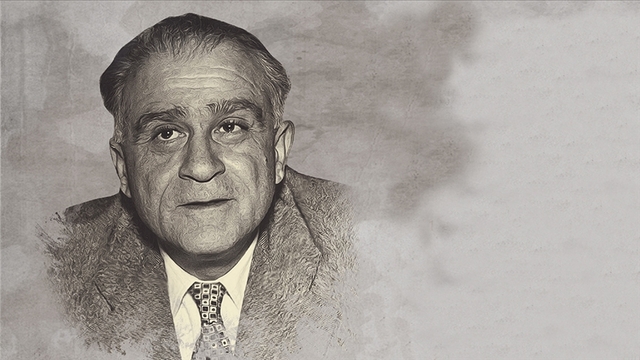 Zamanın peşinden giden yazar