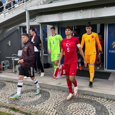 Mertcan Ayhan için karşı karşıyalar