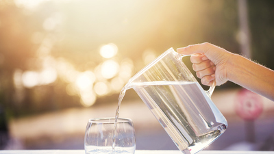 1 Litre su ve süt kaç su bardağı yapar?