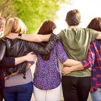 Dışlanmaktan korktuğunuz için yanlışı tercih ediyor olabilirsiniz! İşte ilginç bir deney