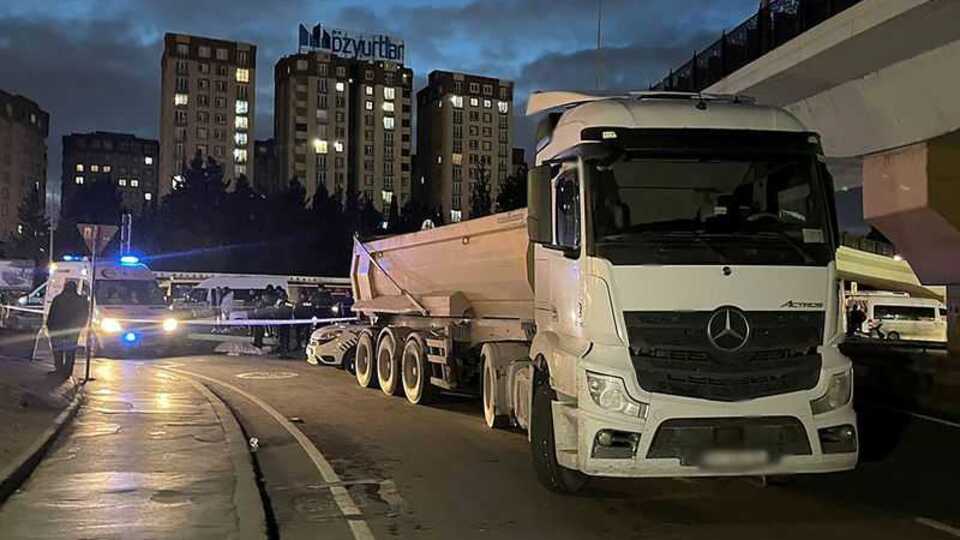 Hafriyat kamyonunun çarptığı kadın öldü