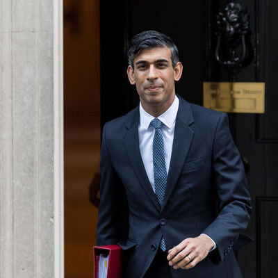 İngiltere ve Yeni Zelanda Başbakanlarından esprili paylaşımlar