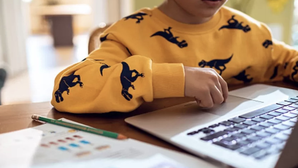 Pandeminin başından bu yana çocuk istismarı görüntüleri on kat arttı