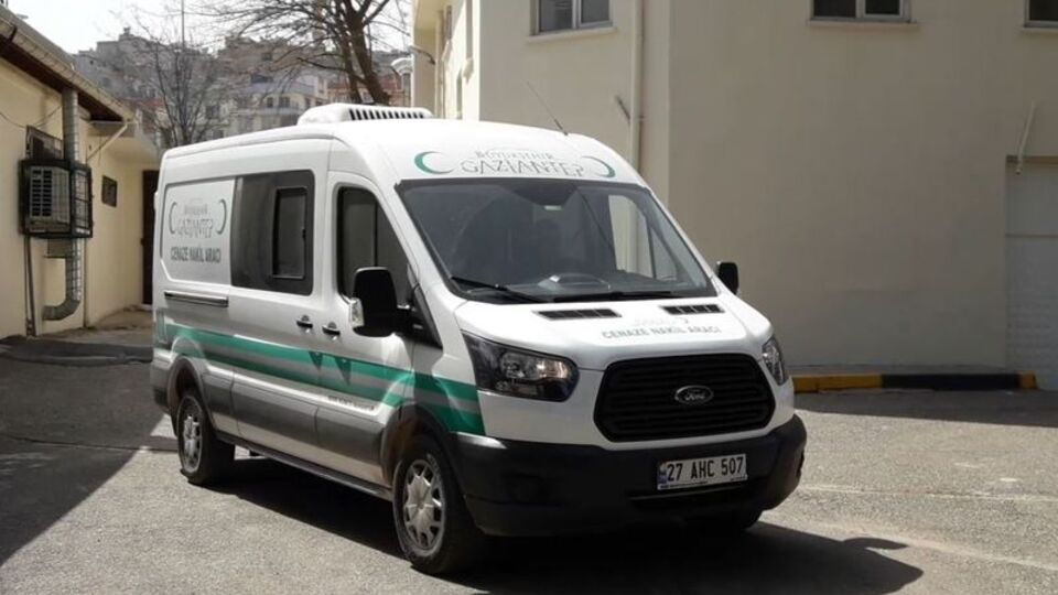 Konuşmaya çağıran husumetlileri öldürdü