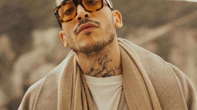Can Bonomo'dan 'Sustum'