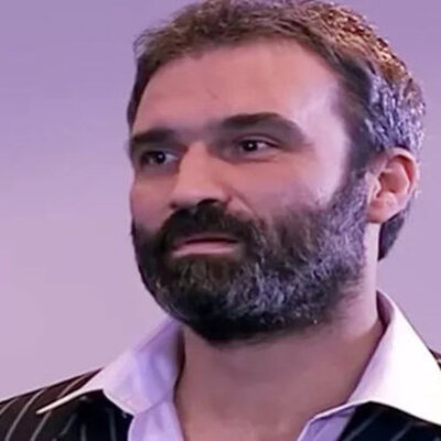 Ünlü oyuncu son yolculuğuna uğurlandı