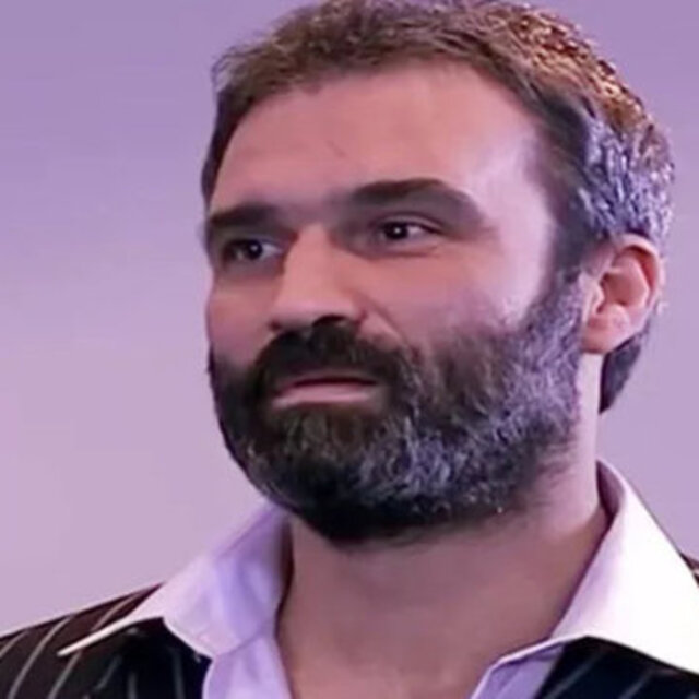Ünlü oyuncu son yolculuğuna uğurlandı