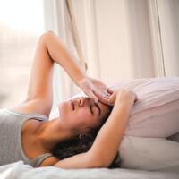 Neden yorgun hissettiğimiz halde uyuyamıyoruz?