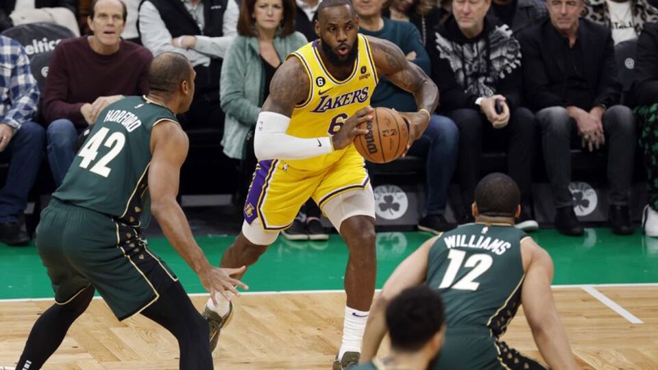 Boston, Lakers'ı uzatmalarda devirdi!
