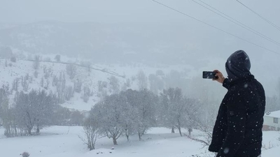 Sıcaklıklar azalıyor! Dört bölgede kar yağışı var