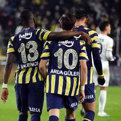 Fennerbahçe'den zirveye sıkı takip!