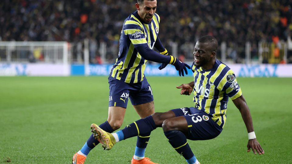 Valencia'dan 4 gol itirafı!