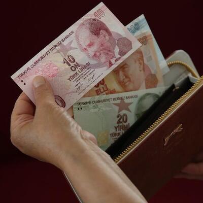 Açlık sınırı asgari ücreti geçti