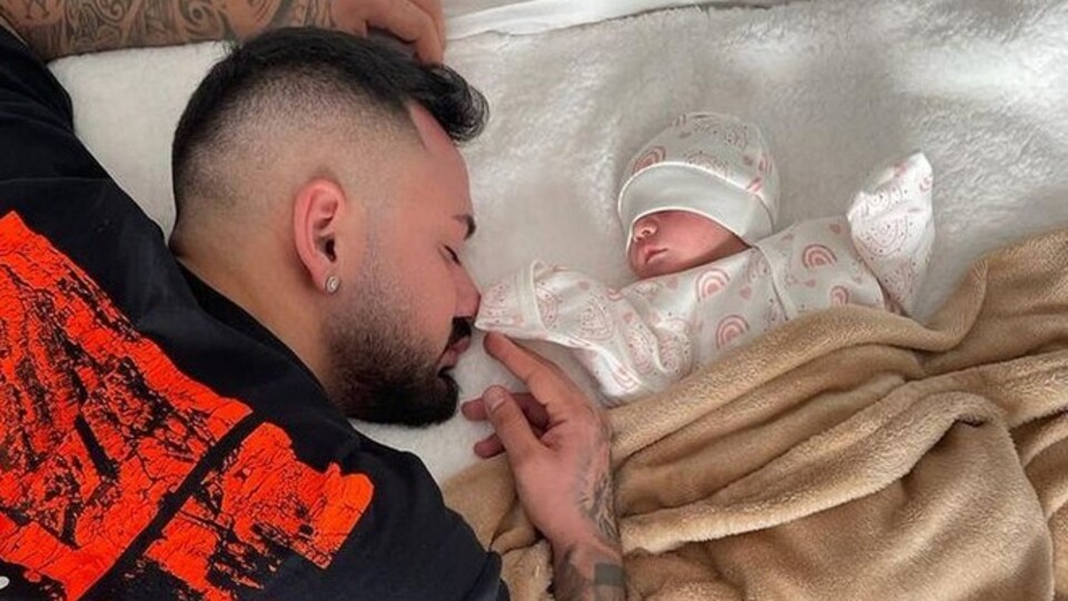 O fotoğrafı kaldırmadı