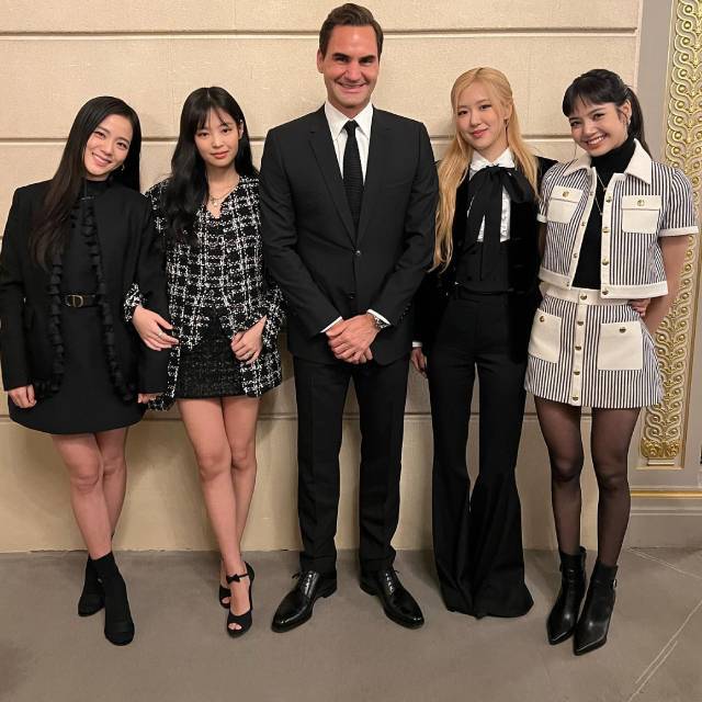 Roger Federer'den BlackPink paylaşımı