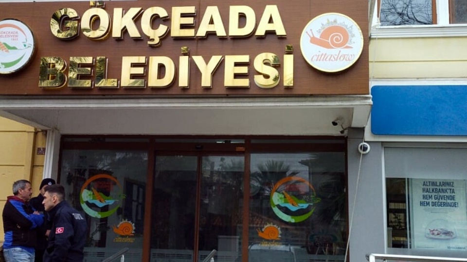 Gökçeada Belediye Başkanı gözaltına alındı