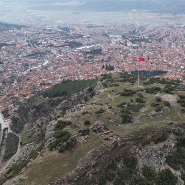 Menteşe'nin ilk yerleşiminde kazı çalışması