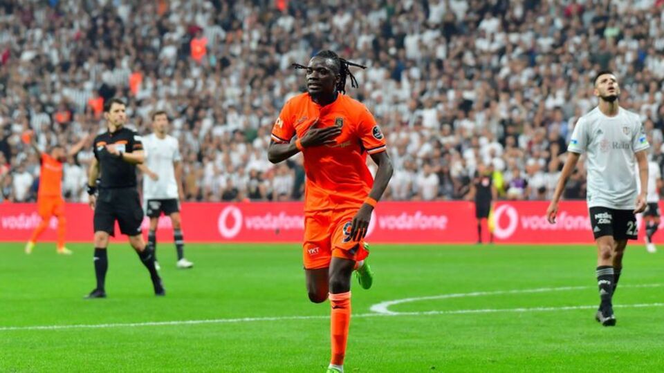 Başakşehir ayrılığı açıkladı!