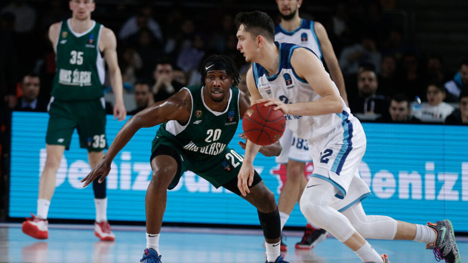 Türk Telekom son periyotta açıldı!