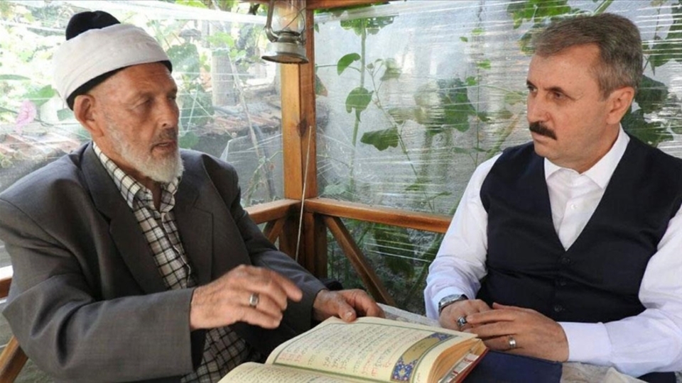 BBP Lideri Destici babasını kaybetti