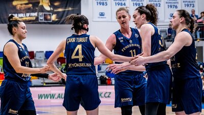 F.Bahçe Prag'ı devirdi!