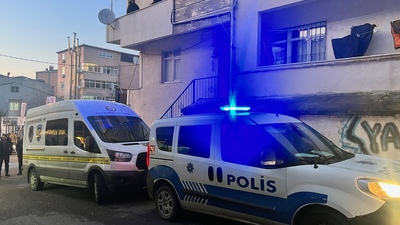 Yanan evde baza içinde kadın cesedi bulundu!